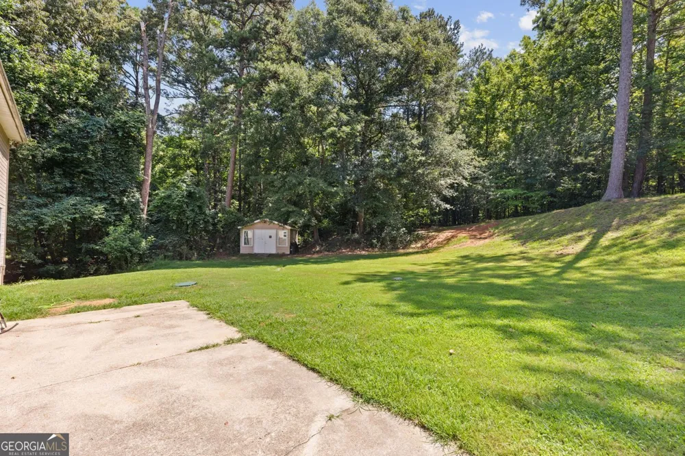 4162 Riverdale DR Snellville, GA 30039