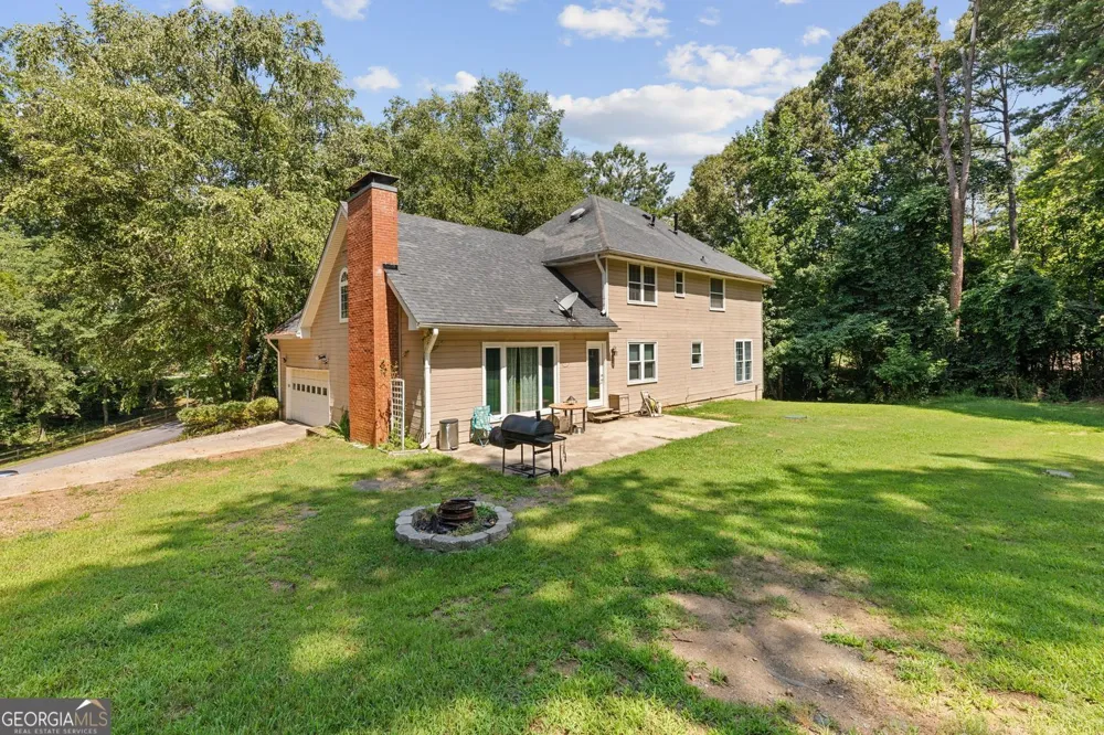 4162 Riverdale DR Snellville, GA 30039