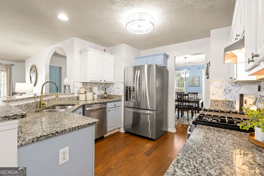 6445 N Glen DR Cumming, GA 30028