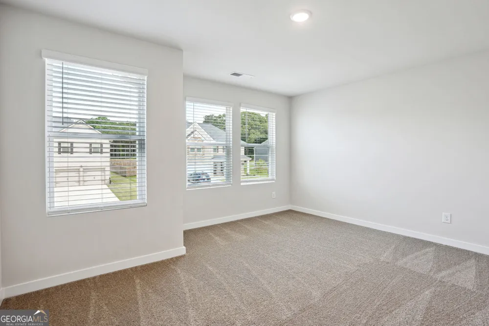 233 Fern Dale DR Fairburn, GA 30213