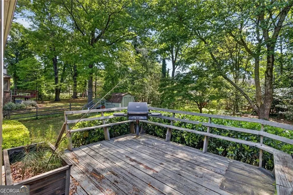5374 Pounds DR N Stone Mountain, GA 30087