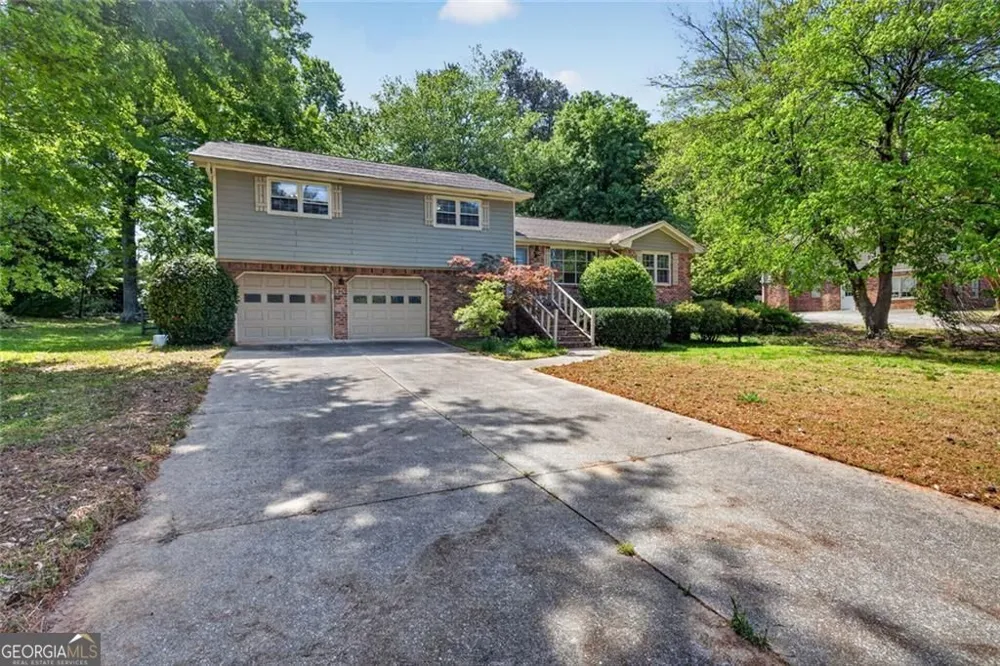 5374 Pounds DR N Stone Mountain, GA 30087