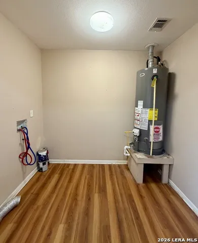 705 Loma Vista Kenedy, TX 78119