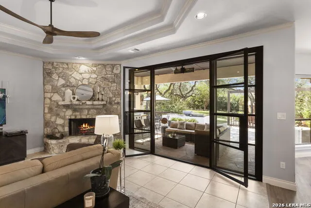 203 CAVAYO TRL Helotes, TX 78023