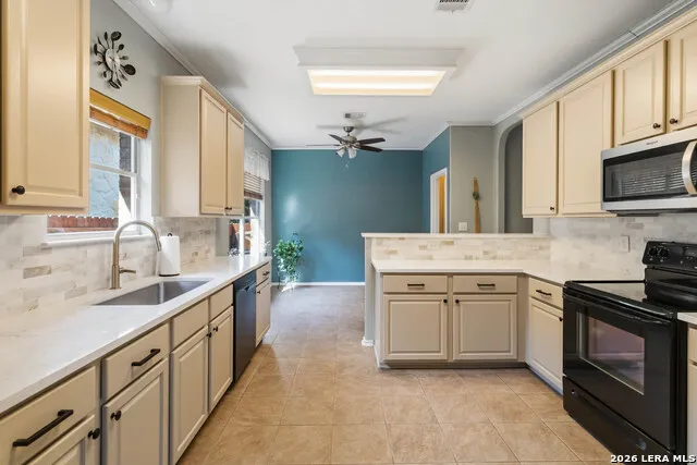 792 San Luis New Braunfels, TX 78132