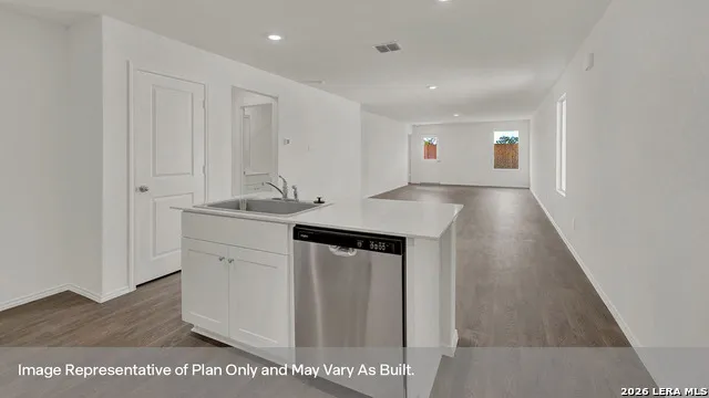2312 RED BIRD TRACE Lockhart, TX 78644