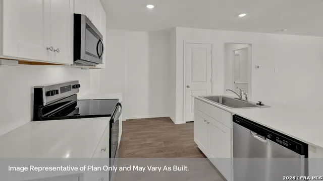 2312 RED BIRD TRACE Lockhart, TX 78644