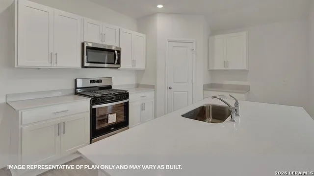 137 SILENT BIRD LANE San Marcos, TX 78666
