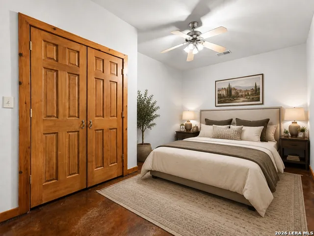 412 Bear Springs Trl Pipe Creek, TX 78063