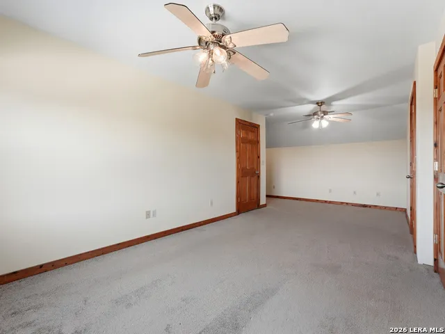 412 Bear Springs Trl Pipe Creek, TX 78063