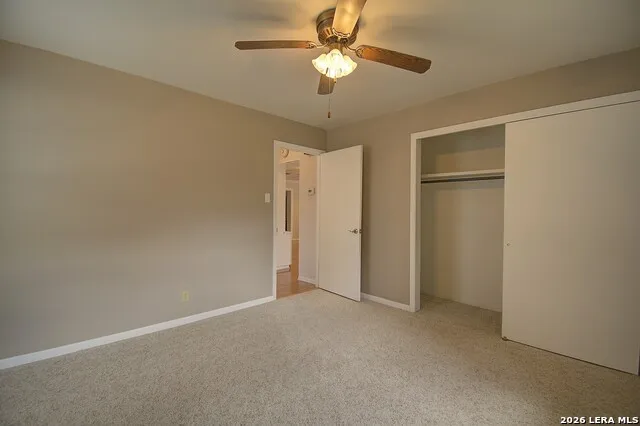 907 LAKE DR Kerrville, TX 78028