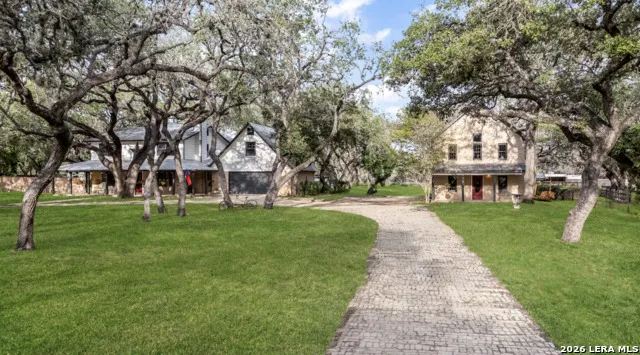 114 MASSAD DR Pleasanton, TX 78064