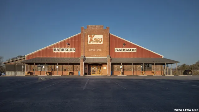 2314 RED BIRD TRACE Lockhart, TX 78644
