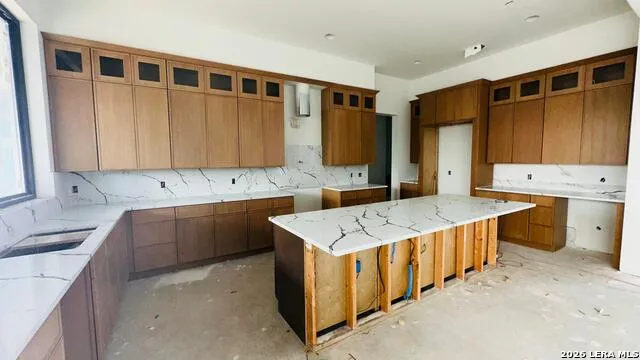 23028 CRAFTY RDG San Antonio, TX 78255