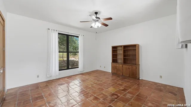 4025 Marion Rd Marion, TX 78124