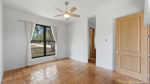 4025 Marion Rd Marion, TX 78124