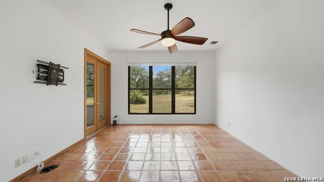 4025 Marion Rd Marion, TX 78124