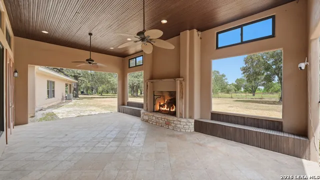 4025 Marion Rd Marion, TX 78124