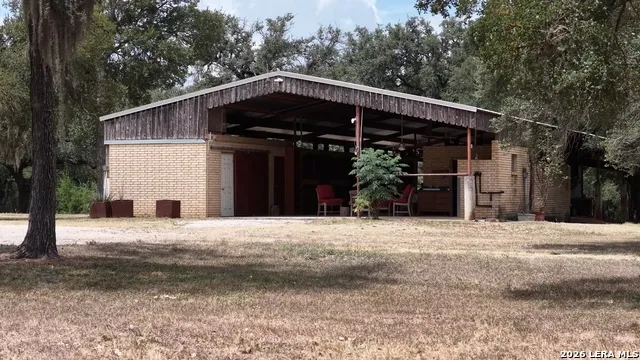 4025 Marion Rd Marion, TX 78124