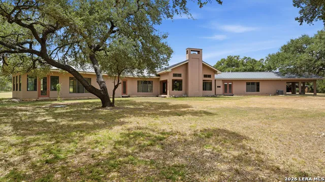 4025 Marion Rd Marion, TX 78124