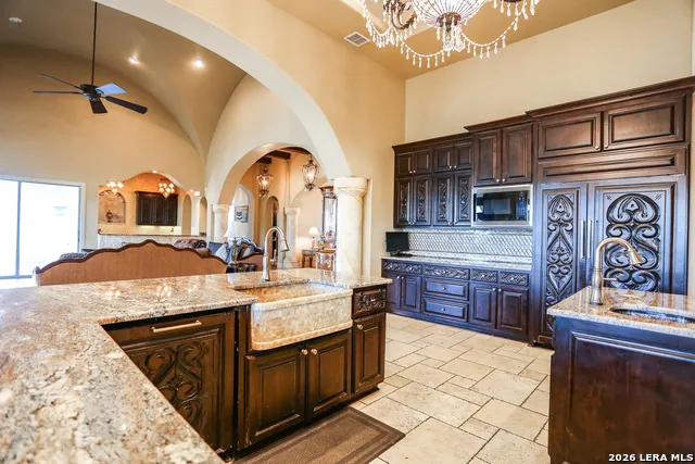 15530 Spur Clip Helotes, TX 78023