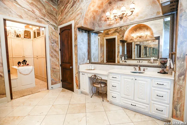 15530 Spur Clip Helotes, TX 78023