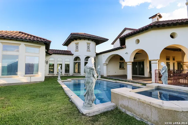 15530 Spur Clip Helotes, TX 78023