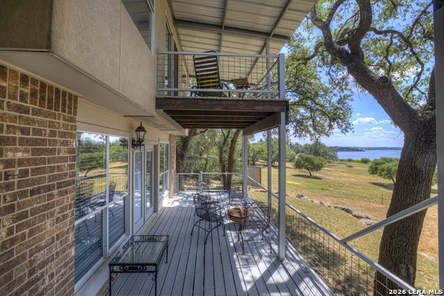 544 MILITARY DR Canyon Lake, TX 78133