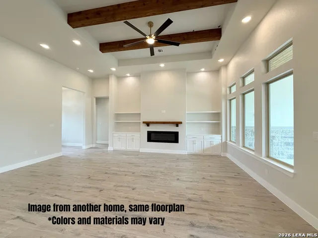 125 Timber Pl La Vernia, TX 78101