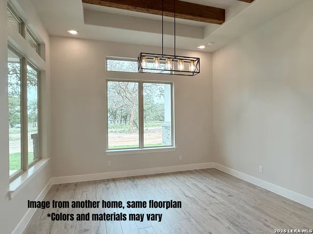125 Timber Pl La Vernia, TX 78101