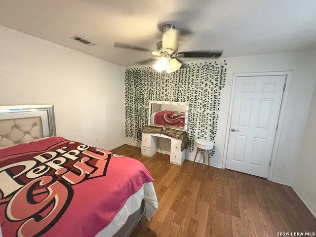1501 AVENUE J Hondo, TX 78861