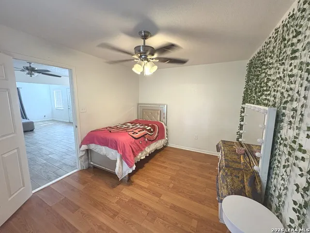 1501 AVENUE J Hondo, TX 78861