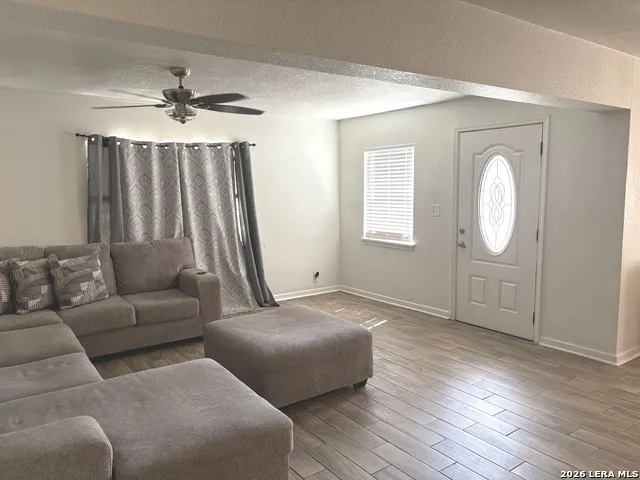 1501 AVENUE J Hondo, TX 78861