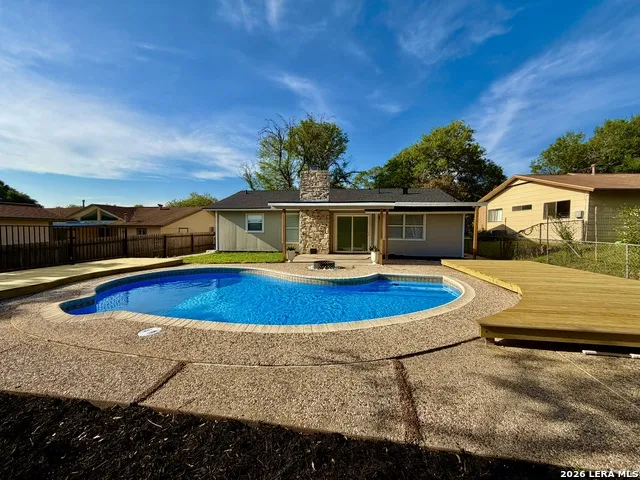 7701 LEAFY HOLLOW CT Live Oak, TX 78233