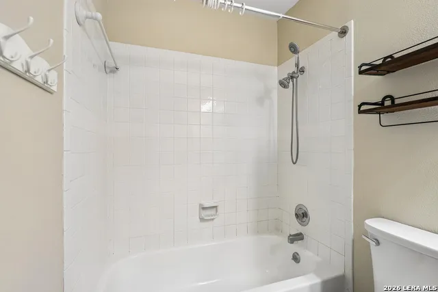 14606 HIGHLAND RDG San Antonio, TX 78233