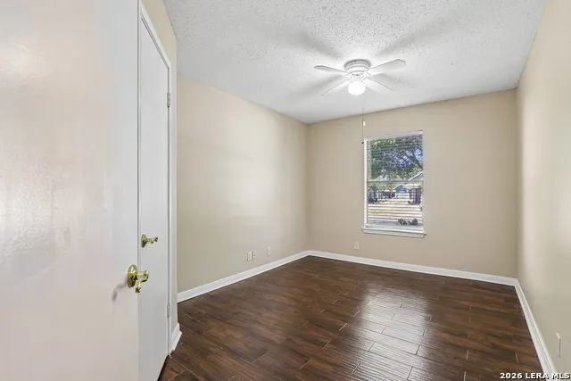 14606 HIGHLAND RDG San Antonio, TX 78233