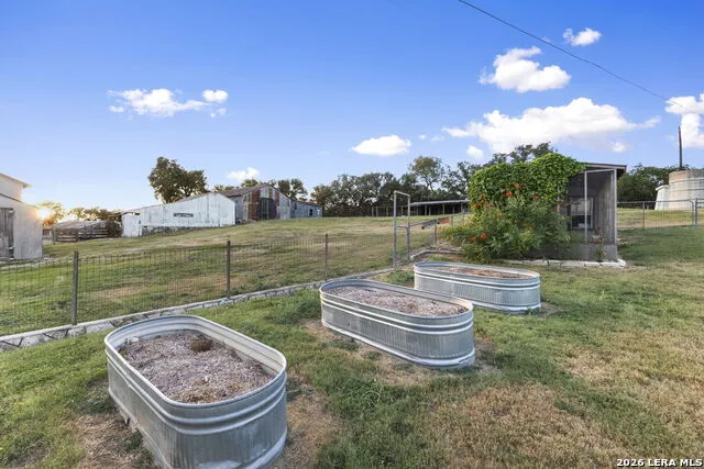 2825 W AMMANN RD Bulverde, TX 78163
