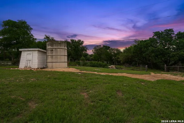 2825 W AMMANN RD Bulverde, TX 78163