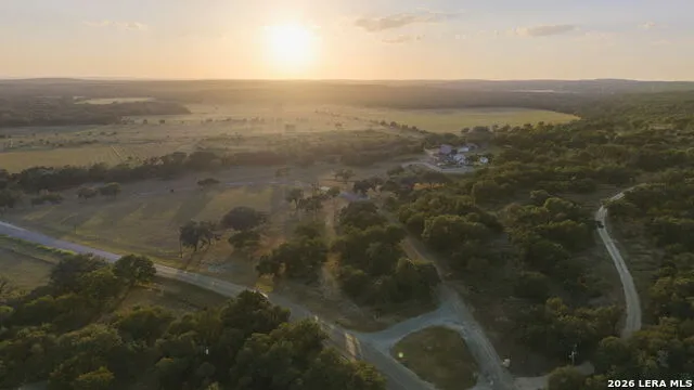 2825 W AMMANN RD Bulverde, TX 78163