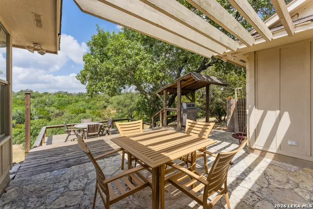 141 DREW LN Kerrville, TX 78028