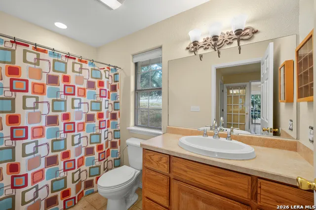 141 DREW LN Kerrville, TX 78028