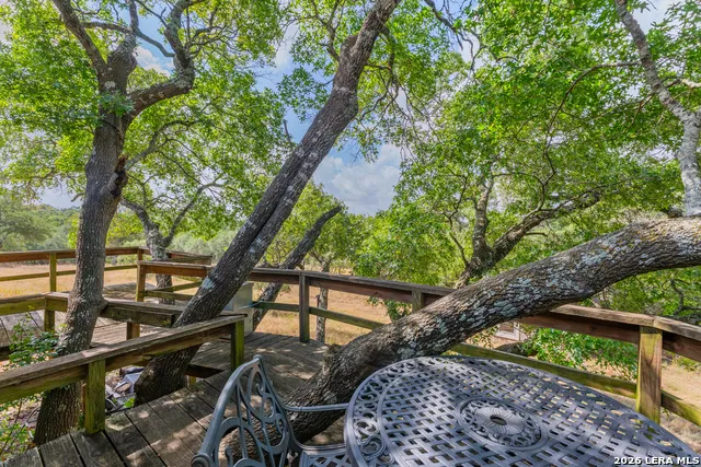 141 DREW LN Kerrville, TX 78028