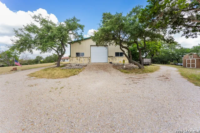 141 DREW LN Kerrville, TX 78028