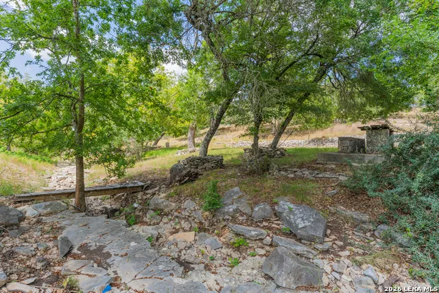 141 DREW LN Kerrville, TX 78028