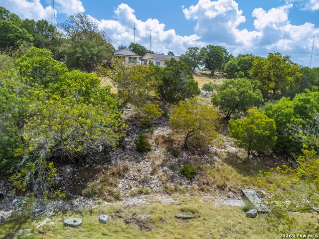 141 DREW LN Kerrville, TX 78028