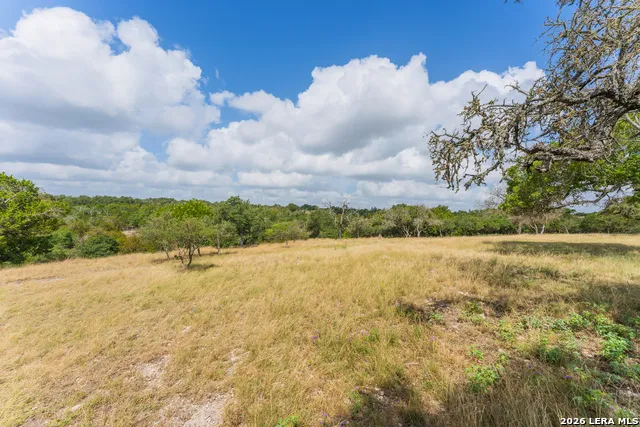 141 DREW LN Kerrville, TX 78028