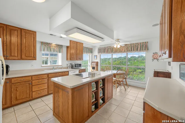 141 DREW LN Kerrville, TX 78028