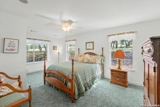 141 DREW LN Kerrville, TX 78028