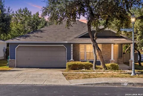 8840 TWIN OAKS CT