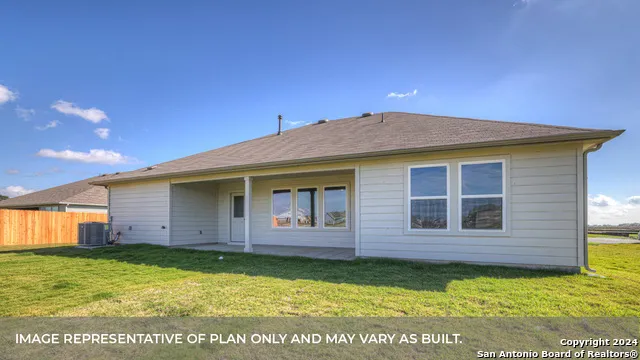379 Gwenn Glade Cv Lockhart, TX 78644